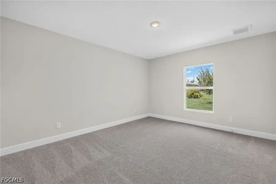Spacious, unfurnished interior of a new home in Cape Coral, Cape Coral (Image 27). Spacious, unfurnished interior of a new home in Cape Coral, Cape Coral (Image 27).
