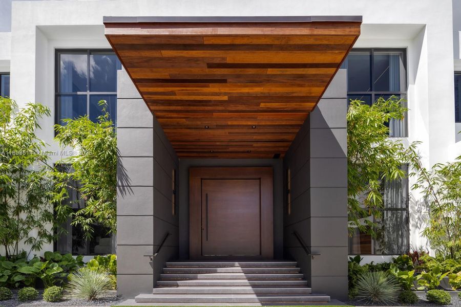 Exterior details and patio area of a home in , Miami (Image 1).