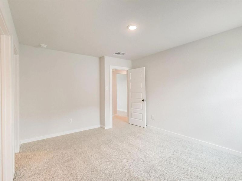 Spacious, unfurnished interior of a new home in Emberly, Beasley (Image 38).
