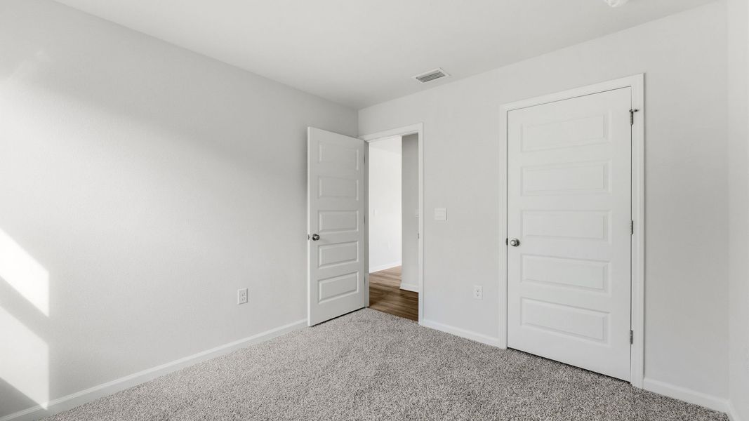 Spacious, unfurnished interior of a new home in Liberty, Panama City (Image 22).