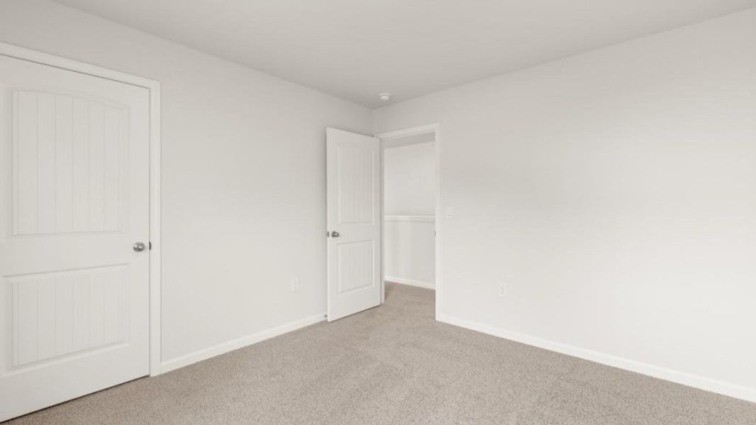 Spacious, unfurnished interior of a new home in Liberty Crossing, Braselton (Image 31).