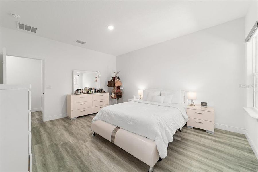 Furnished interior view inside a new home in , Ocala (Image 5).