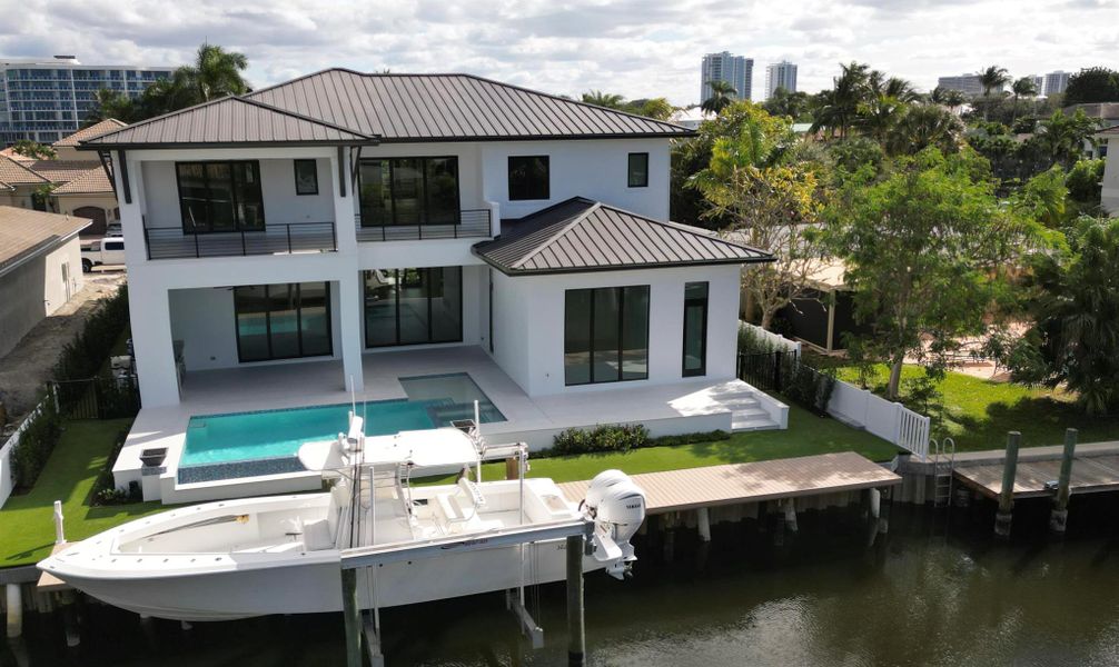 Exterior details and patio area of a home in , Palm Beach Gardens (Image 38).