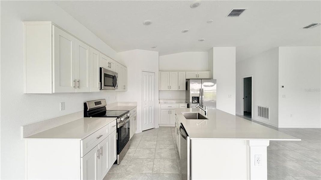 Furnished interior view inside a new home in Westview, Kissimmee (Image 8).
