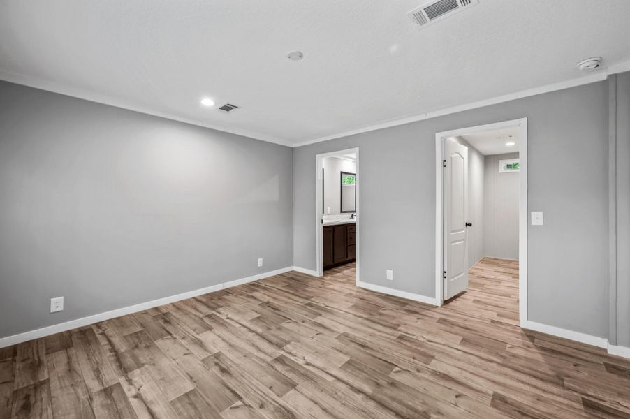 Spacious, unfurnished interior of a new home in , Eutawville (Image 21).