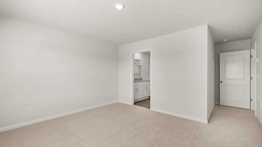 Representative unfurnished interior of a home built from the Pattison by D.R. Horton in Branford Crossing, Stockbridge (Image 16).
