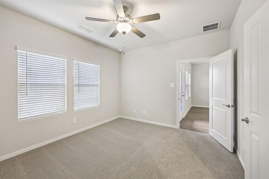 Spacious, unfurnished interior of a new home in Parks at Foster Crossing - Spring Series, Anna (Image 36).