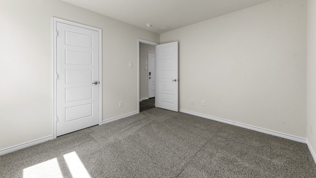 Spacious, unfurnished interior of a new home in Liberty Crossing, Royse City (Image 30).