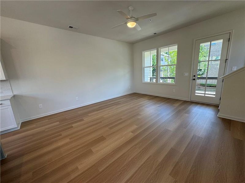 Spacious, unfurnished interior of a new home in , Alpharetta (Image 16). Spacious, unfurnished interior of a new home in , Alpharetta (Image 16).