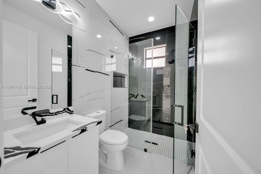 Furnished interior view inside a new home in , Lehigh Acres (Image 7).