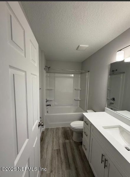 Furnished interior view inside a new home in , Jacksonville (Image 9).