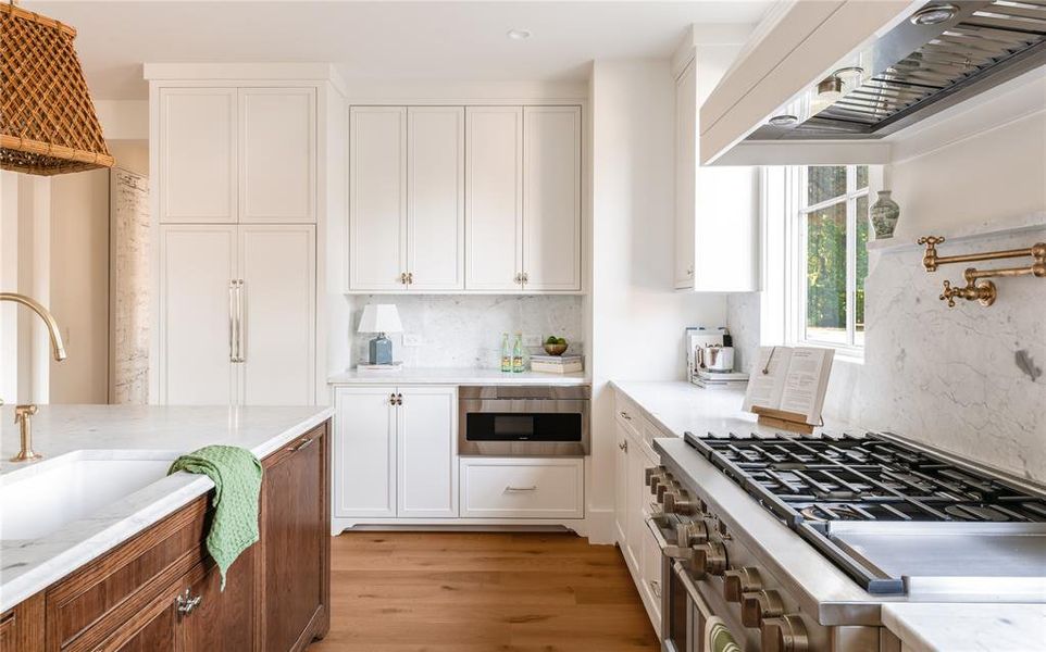 Furnished interior view inside a new home in , Fort Worth (Image 10). Furnished interior view inside a new home in , Fort Worth (Image 10).