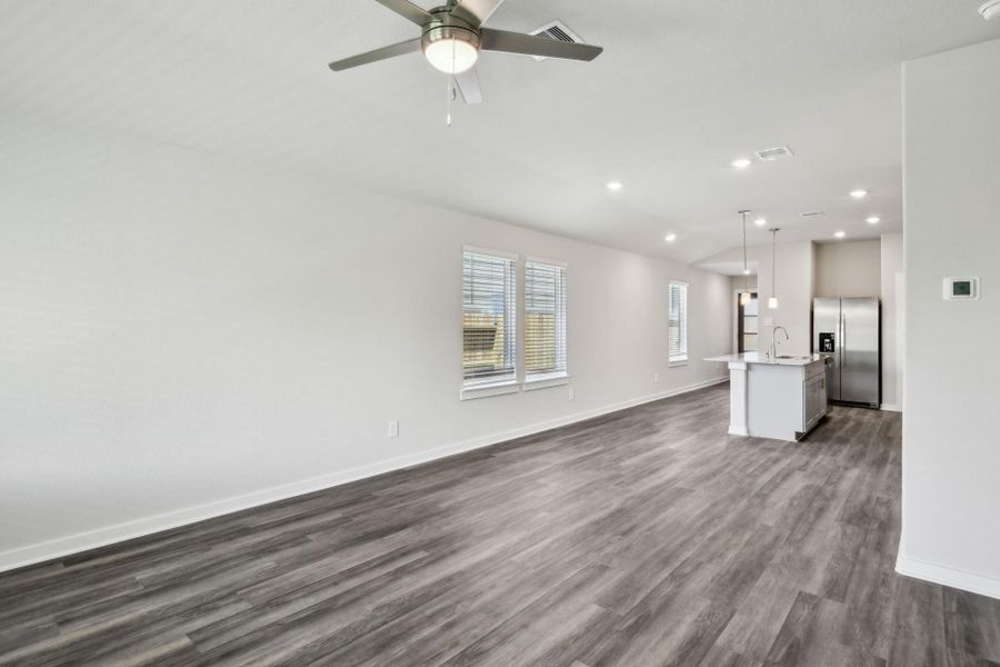 Photo is not of the actual home but is an inspirational photo of builder’s model home and may depict options, furnishings, and/or decorator features that are not included. Photo is not of the actual home but is an inspirational photo of builder’s model home and may depict options, furnishings, and/or decorator features that are not included.