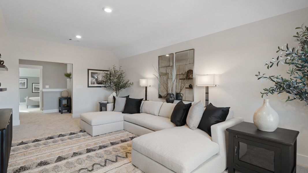 Furnished interior view inside a new home in Woodglen, Piedmont (Image 15).