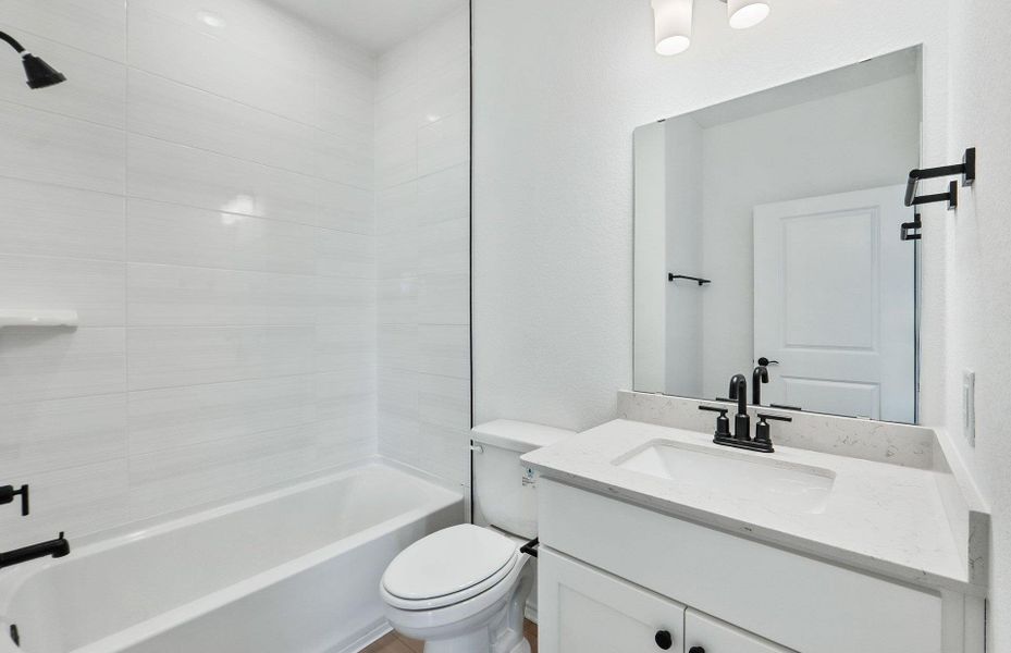 Furnished interior view inside a new home in Sun City Texas, Georgetown (Image 15).