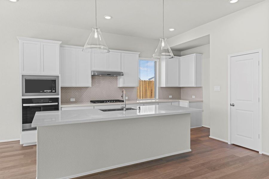 Furnished interior view inside a new home in Candela, Richmond (Image 14).