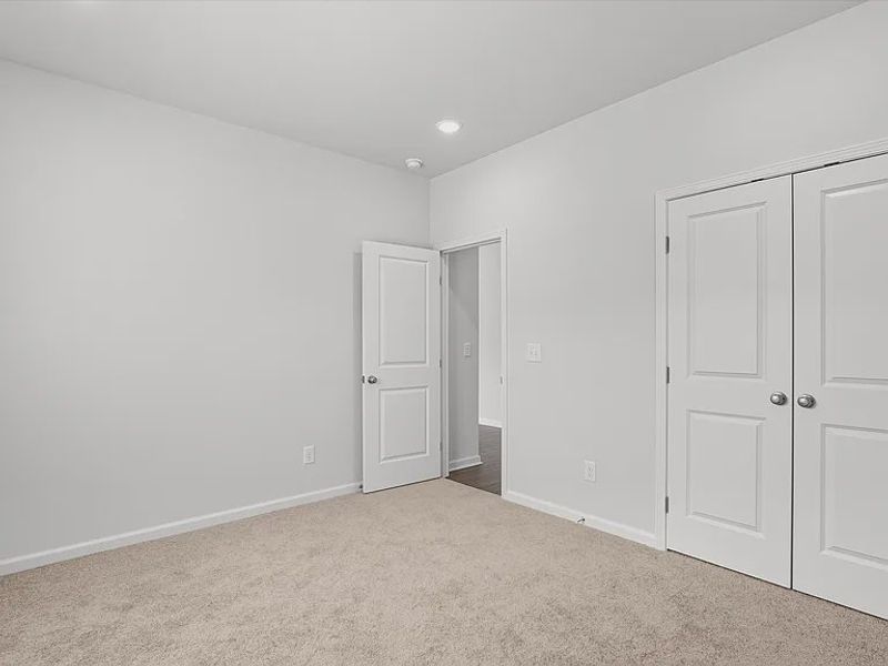 Spacious, unfurnished interior of a new home in Portrait Hills, Aiken (Image 16).