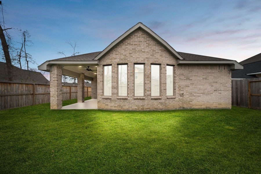 Exterior details and patio area of a home in Pomona 50' & 55', Manvel (Image 3). Exterior details and patio area of a home in Pomona 50' & 55', Manvel (Image 3).