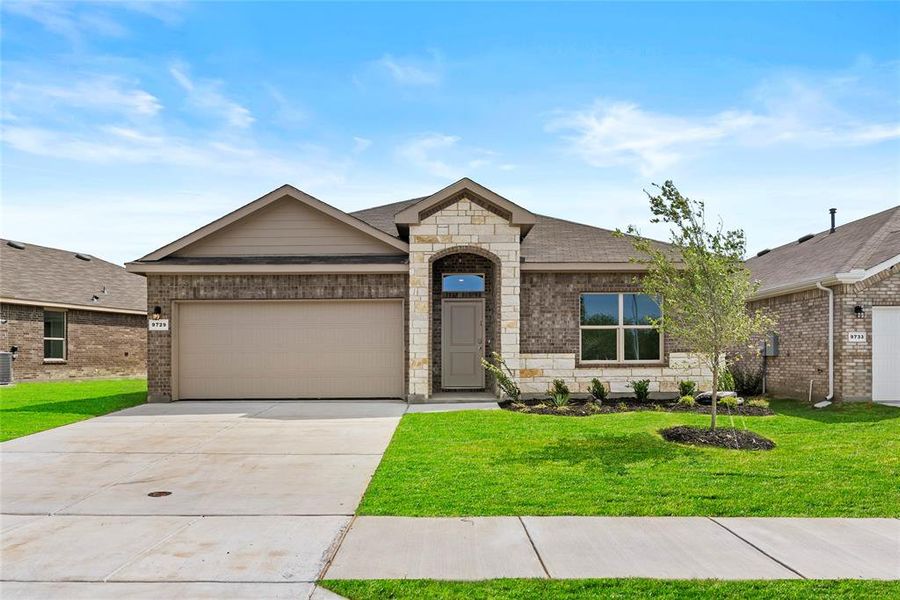 Front exterior of a new home in , Fort Worth, TX, highlighting curb appeal (Image 1). Front exterior of a new home in , Fort Worth, TX, highlighting curb appeal (Image 1).