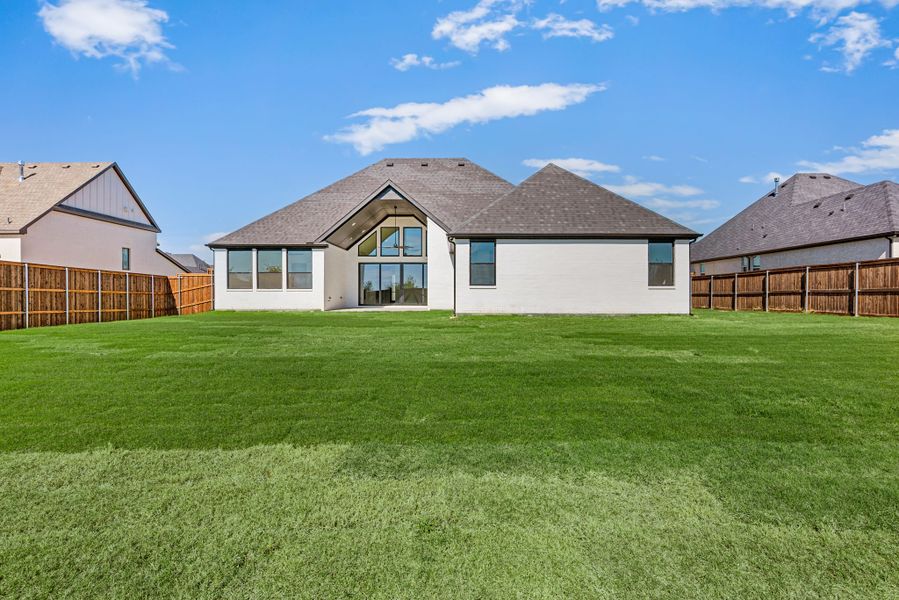 Exterior details and patio area of a home in NorthGlen, Haslet (Image 34).