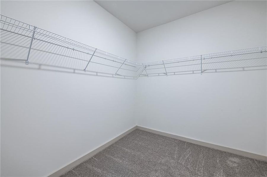 Spacious, unfurnished interior of a new home in , Lawrenceville (Image 23).