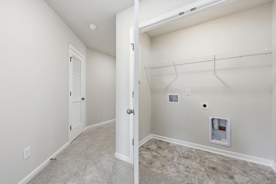 Spacious, unfurnished interior of a new home in , Charleston (Image 27).