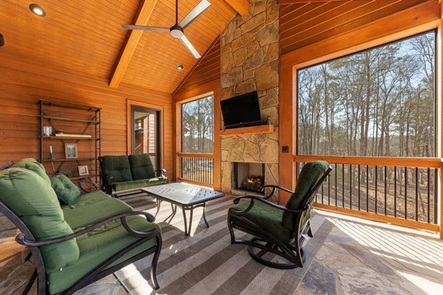 Image 76 of a home in .