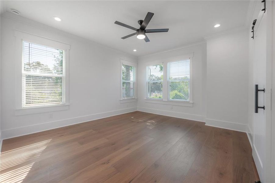Spacious, unfurnished interior of a new home in , Tampa (Image 57). Spacious, unfurnished interior of a new home in , Tampa (Image 57).
