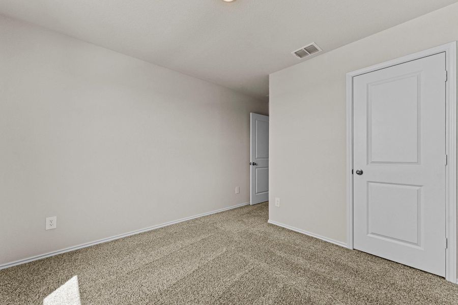 Spacious, unfurnished interior of a new home in Ladera, Luling (Image 34). Spacious, unfurnished interior of a new home in Ladera, Luling (Image 34).