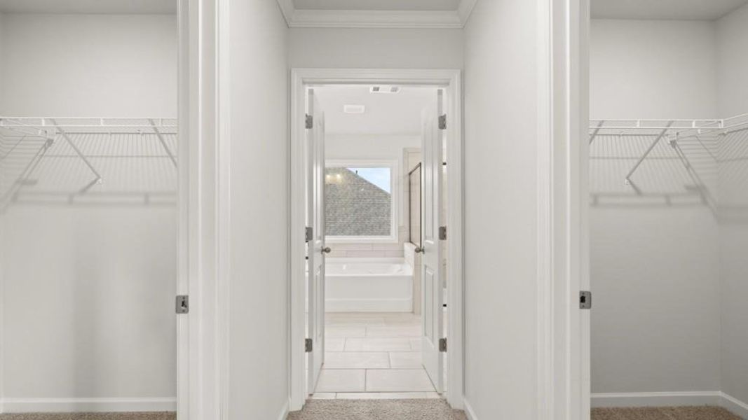 Spacious, unfurnished interior of a new home in Thalley Creek Estates, Cumming (Image 26).
