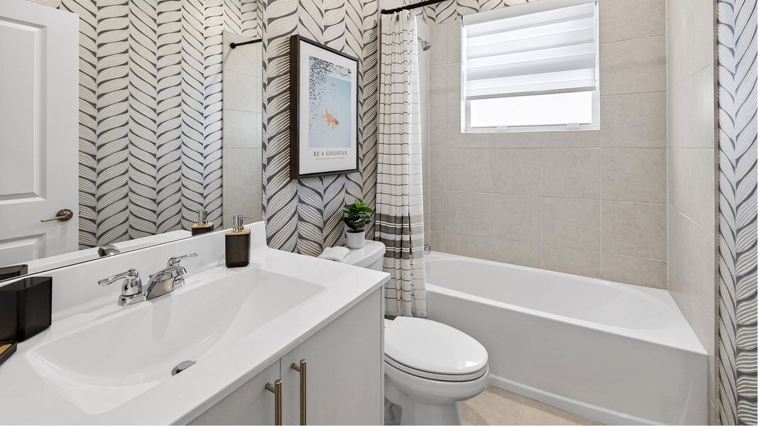 1821 Acacia Groves Elm Bath3 F1 1821 Acacia Groves Elm Bath3 F1