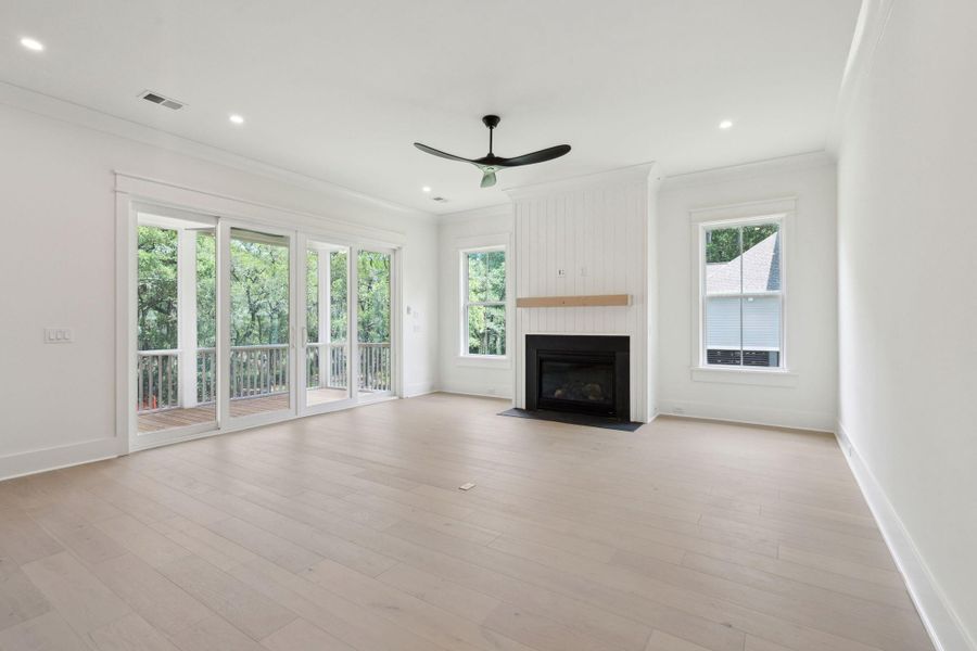 Spacious, unfurnished interior of a new home in , Johns Island (Image 56).