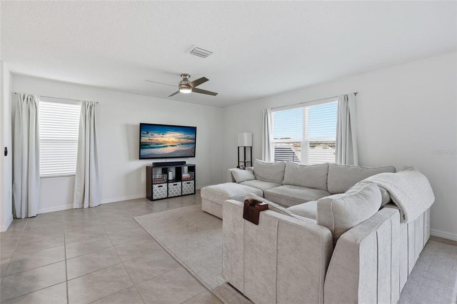 Furnished interior view inside a new home in Avalon Woods, Newberry (Image 19).