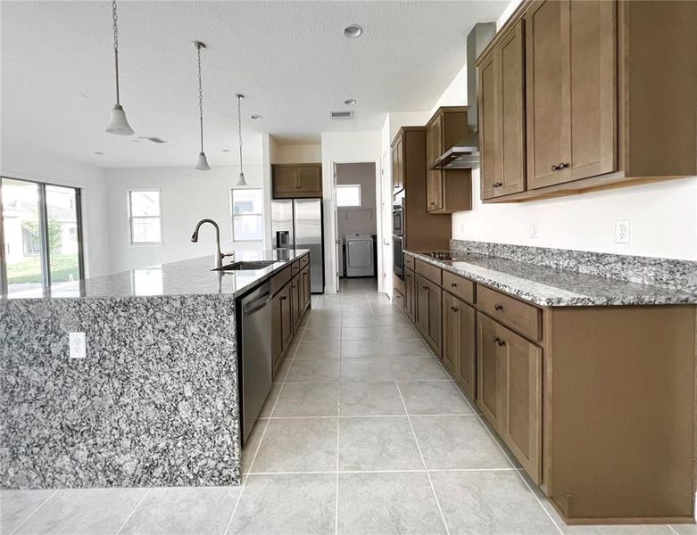 Furnished interior view inside a new home in , Orlando (Image 7).