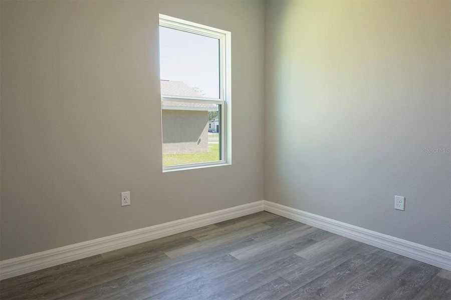 Spacious, unfurnished interior of a new home in , Ocala (Image 25).