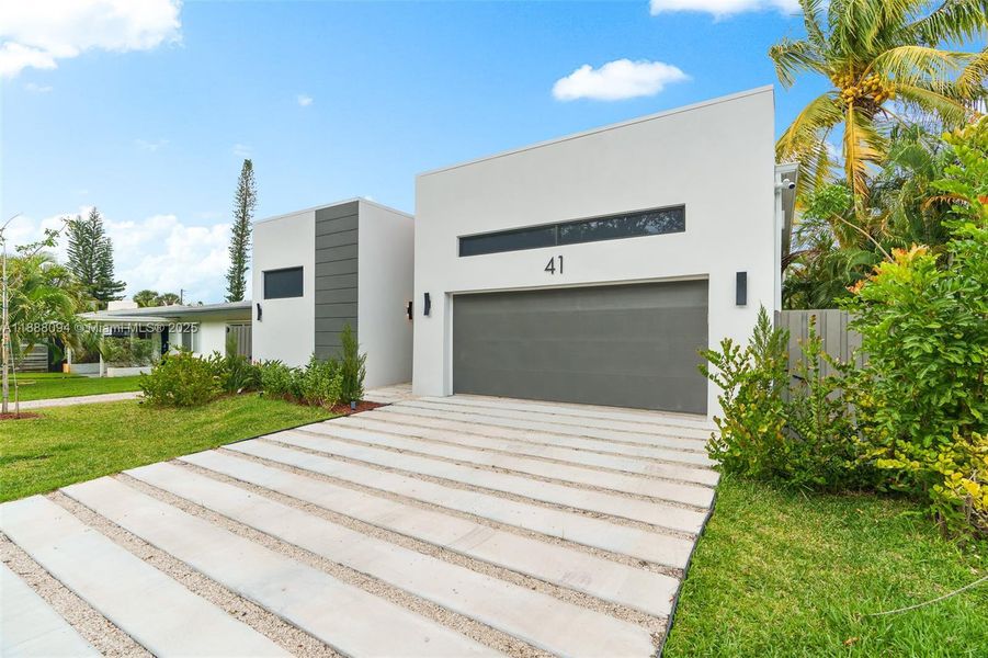 Image 16 of a home in .