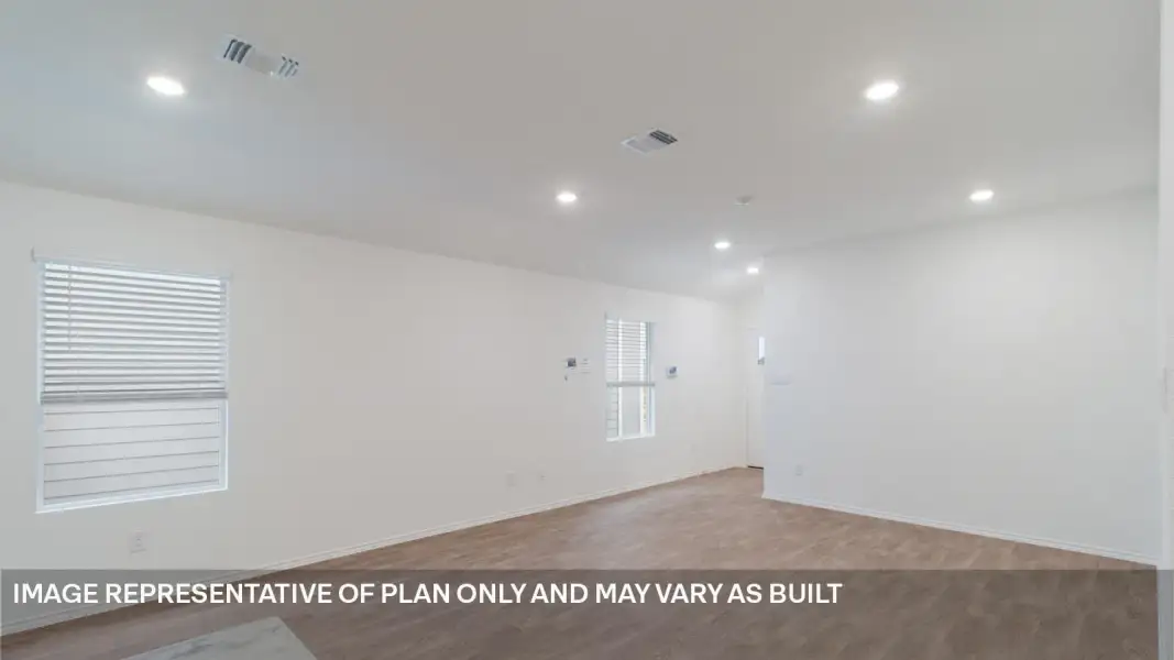 Spacious, unfurnished interior of a new home in Valverde, Bastrop (Image 9).