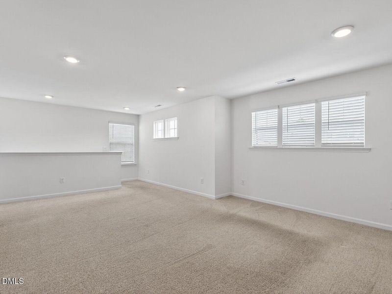 027-1280x960-bonus-loft-area