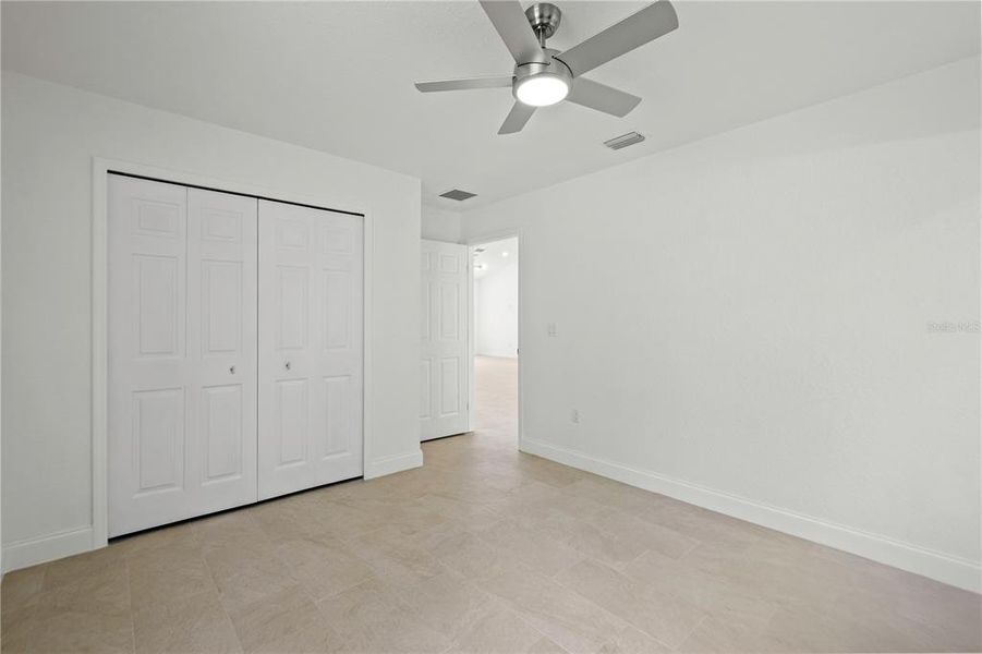 Spacious, unfurnished interior of a new home in , Dunnellon (Image 19).