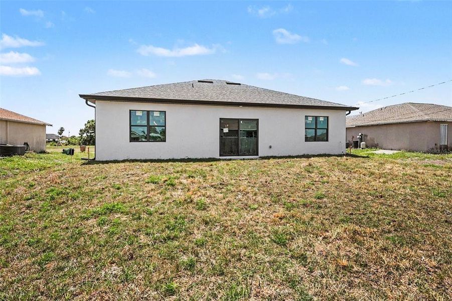 Exterior details and patio area of a home in , Cape Coral (Image 3).