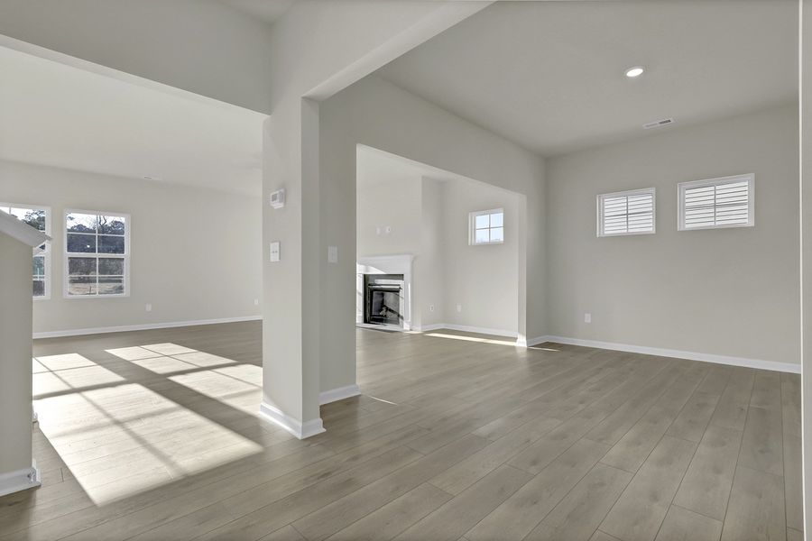 Spacious, unfurnished interior of a new home in Citadel Point at Southbridge, Sneads Ferry (Image 19).