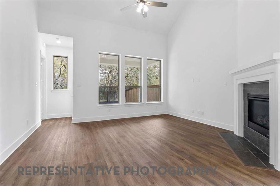 Spacious, unfurnished interior of a new home in Treeline, Justin (Image 14).
