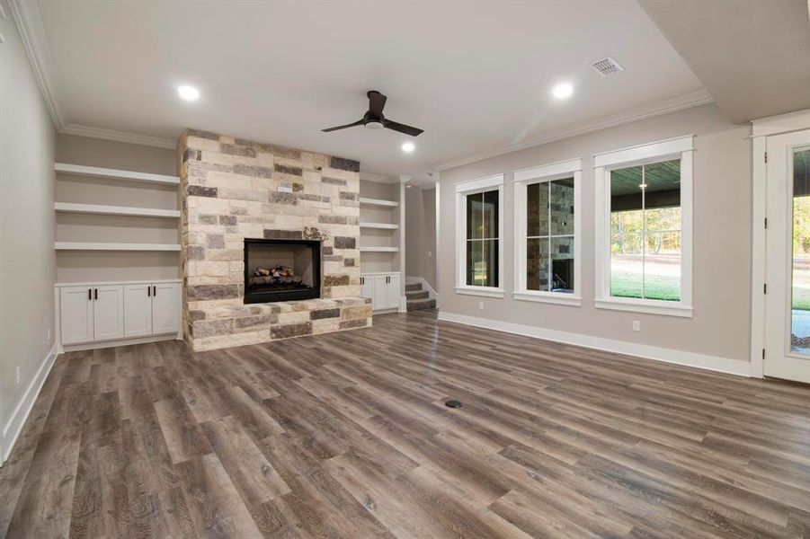 Spacious, unfurnished interior of a new home in , Bullard (Image 33).