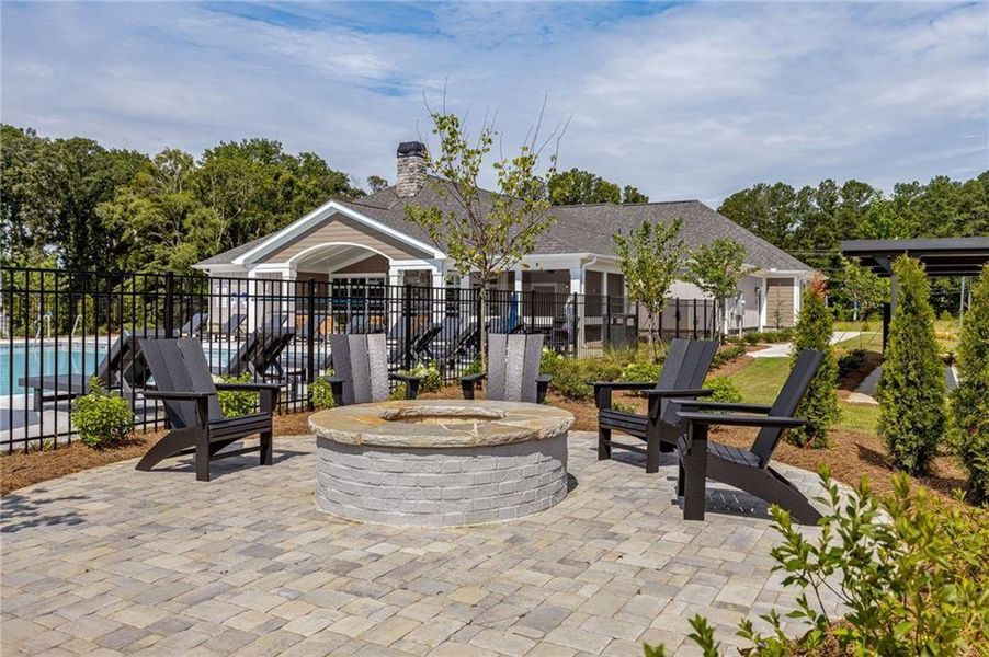 Community amenities in The Courtyards at Bailey Farms, Dacula (Image 41).