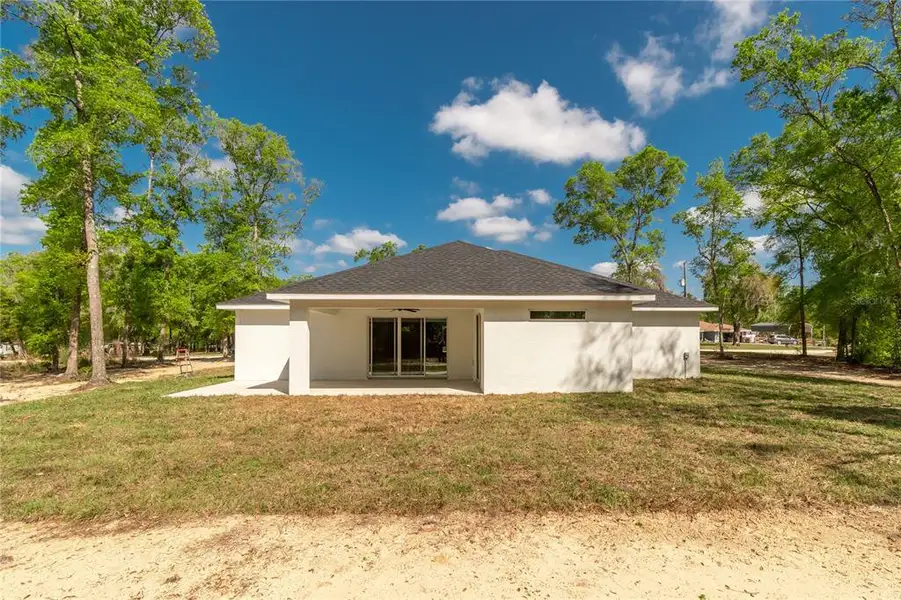 Exterior details and patio area of a home in , Ocala (Image 28).