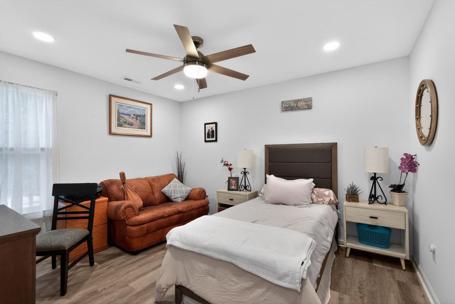 Furnished interior view inside a new home in , Georgetown (Image 22). Furnished interior view inside a new home in , Georgetown (Image 22).