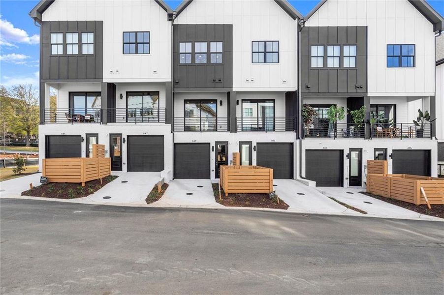 Front exterior of a new home in , Alpharetta, GA, highlighting curb appeal (Image 21).
