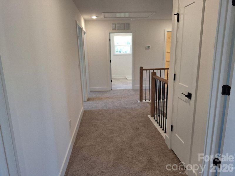 Spacious, unfurnished interior of a new home in Cardiff Glyn, Catawba (Image 17).