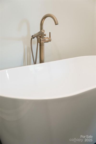 Close-up of interior finishes inside a home in , Asheville (Image 19). Close-up of interior finishes inside a home in , Asheville (Image 19).