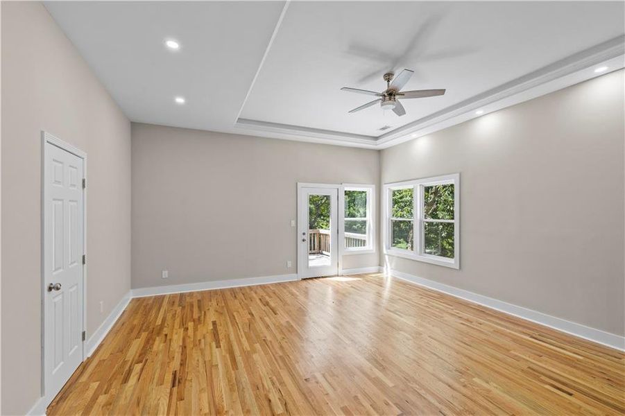 Spacious, unfurnished interior of a new home in , Atlanta (Image 14).
